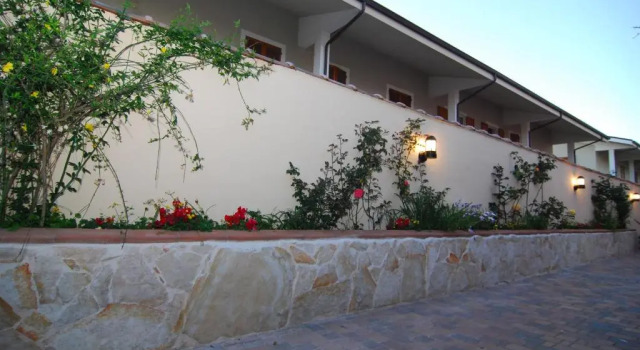 Апартаменты с 3 комнатами Flowery Inn Villa