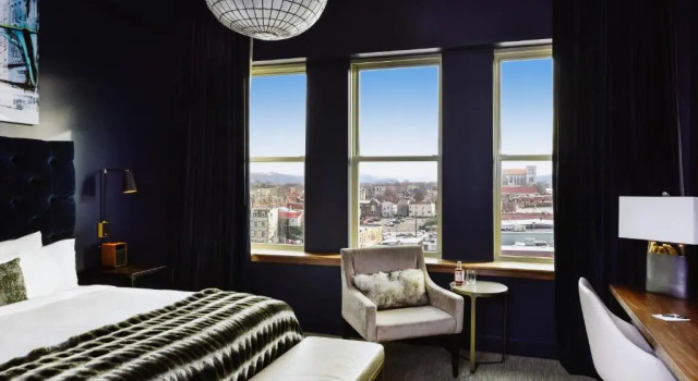 Standard huone Hotel Covington Cincinnati Riverfront