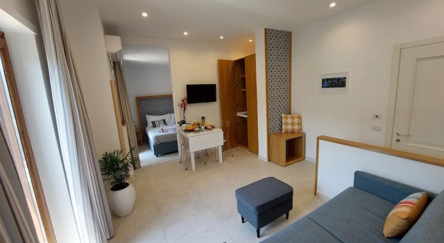 Студия Deluxe Mistral Luxury Suites