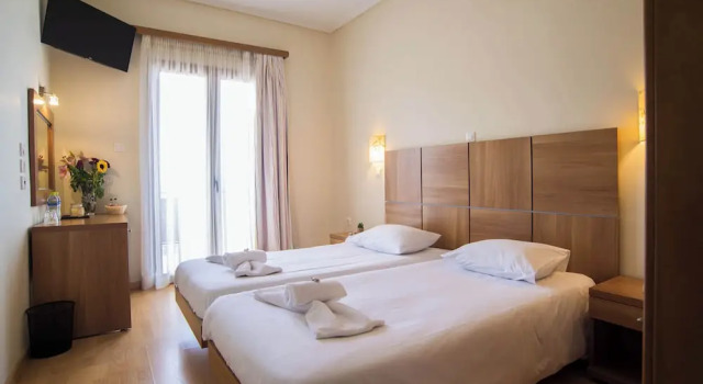 Standard Double room with balcony THOLOS HOTEL
