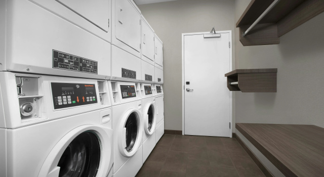 Home2 Suites By Hilton Phoenix North Happy Valley, Book Hotel Nye hoteller i Phoenix