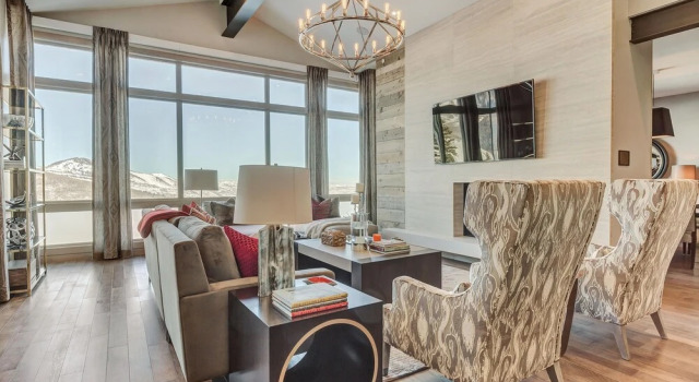 Four Bedroom Penthouse 4 Apartment Hotel by RedAwning, Varaa Huoneisto Park City 