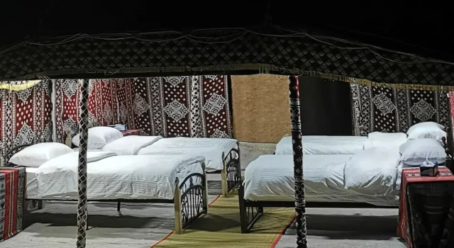 Desert Wonders Camp, Book Hotel Hoteller i Al Sharqiyah med pool, Swimmingpool