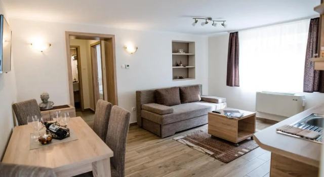 Belvárosi Nemes Apartmanház Szekszárd, Rezerwuj Hotel Szekszard 