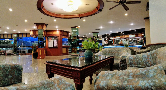 The Viangtak Riverside Hotel