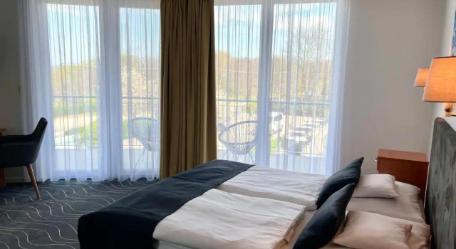 Семейный номер Standard с видом на сад Holiday Resorts