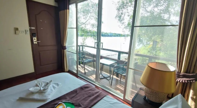 Baantip Suantong, Réserver Hôtel Hôtels à Bang Phrom avec parking, Parking