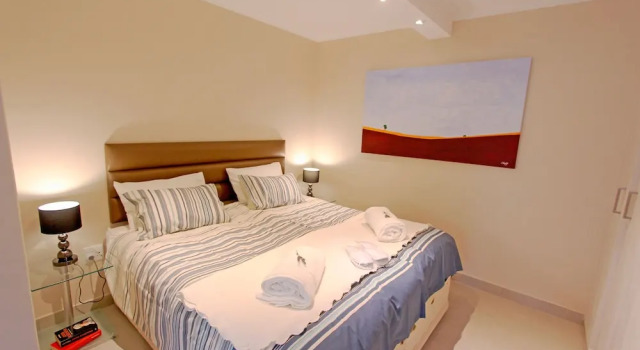 Keravic Self Catering, Забронировать Отель Отели Кейптауна с бассейном, Бассейн