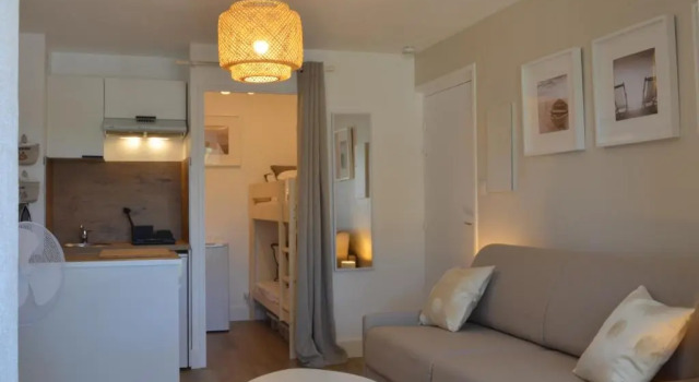 Studio Merbleuesoleil classé 3 étoiles 4 pers Bord de mer, Забронировать Апартаменты/квартира Отели Бандоль с завтраком, рядом с Atlantide1, promenades en mer, calanques de Cassis, Porquerolles, Завтраки