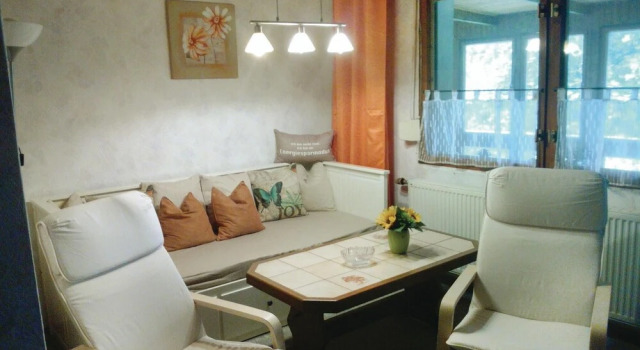 Cozy Home In Güntersberge With Sauna, Prenota Hotel Hotel a Garz con parcheggio, Parcheggio