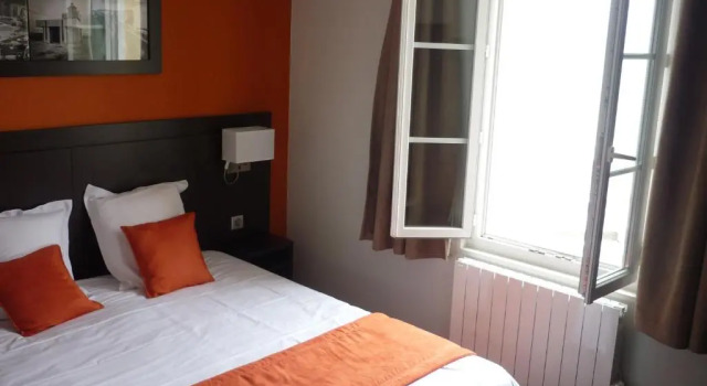 Hotel De La Plage, Book Hotel  