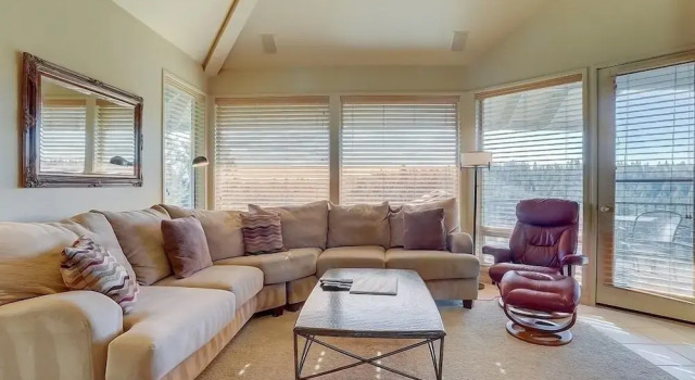 River Ridge 416a 2 Bedroom Condo by RedAwning