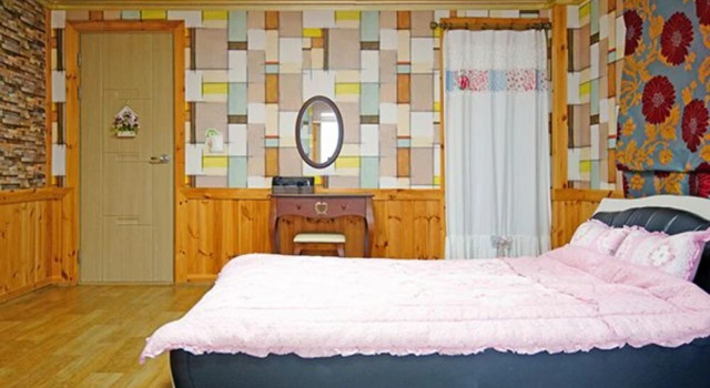 Geoje Dojangpo Pension, Забронировать Отель Кодже Кёнсан-Намдо, рядом с Скала Синсондэ
