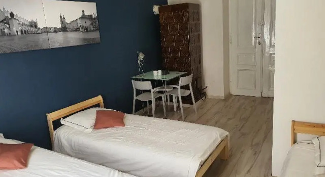 Четырёхместный номер Standard AMEN Aparthotel Curie 8