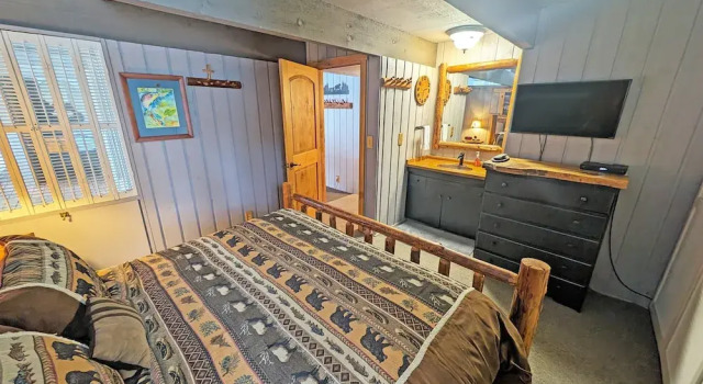 Pine Cone 3 6 Bedroom Home