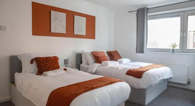 Charming 2-bed Apartment Free Parking in Wimbledon