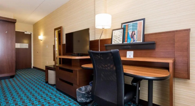 Номер Standard Fairfield by Marriott Edmonton North
