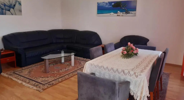 Апартаменты с 2 комнатами Lovely Apartment I Close to Main Station I 10 Minutes to Belvedere
