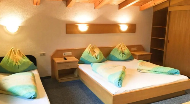 Peterlerhof, Rezerwuj Hotel Hotele w Tyrol z parkingiem, Parking