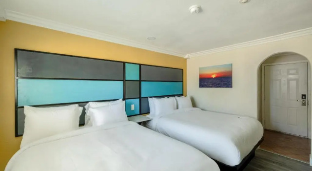 Четырёхместный номер Standard Hotel Avenida Victorville I 15