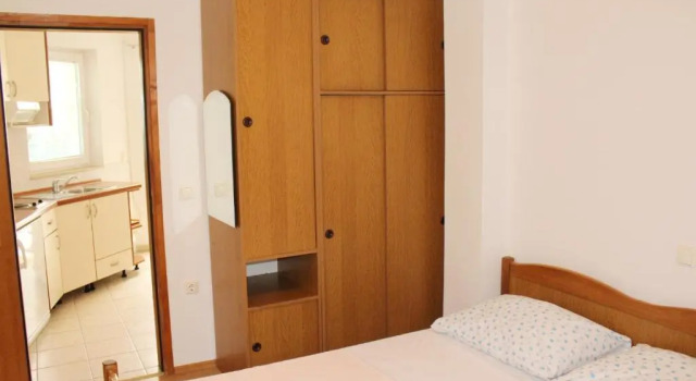 Apartments Petric, Rezerwuj Apartament Hotele w Split-Dalmatia County z parkingiem, Parking
