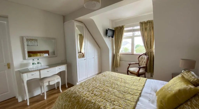 Люкс Deluxe Fern Hill Guest House