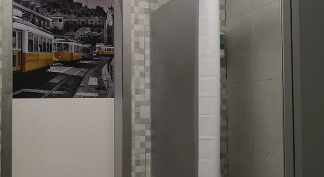 Кровать в общем номере (женский номер) Stay With Me Hostel