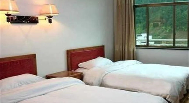 Qinghua Shilixiang Inn, Rezerwuj Hotel Shangrao Jiangxi