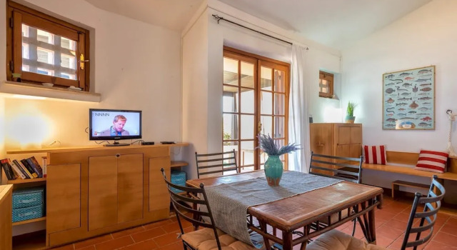 Villino Maja 2 Bedrooms Apartment in Stintino, Забронировать Апартаменты/квартира Стинтино Sardinia North, рядом с Пляж Ле Салин