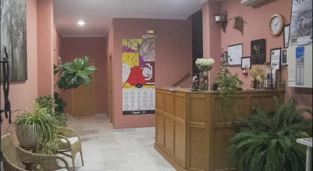 Hostal Espino, Buchen Sie Hotel Brenes Provinz Sevilla