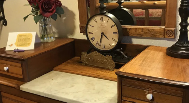 Crystal Cove Bed and Breakfast, Забронировать Отель Отели Table Rock Lake с парковкой, Парковка