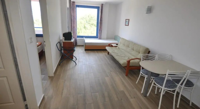 Апартаменты c 1 комнатой с балконом и с красивым видом из окна Happy Apart Hotel