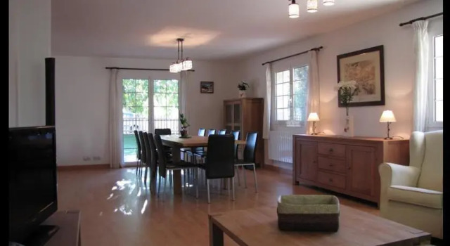 Etxe Horia, Prenota Hotel Roncisvalle Navarre Pyrenees