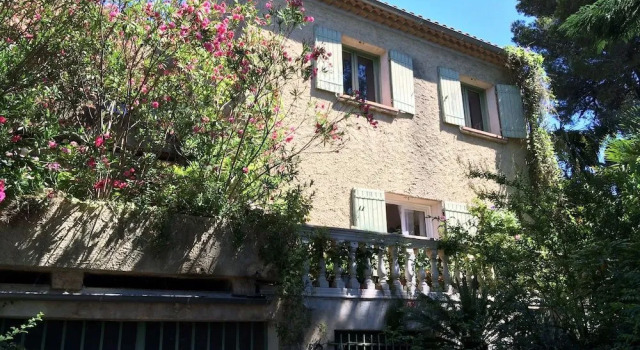 Azienda Salamo Villa Leona, Забронировать Вилла Виллы Овернь-Рона-Альпы, Вилла