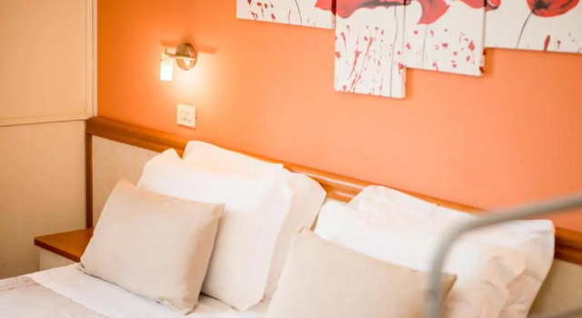 Номер Comfort Unique Hotel