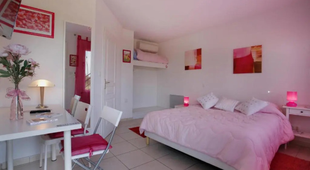 Двухместный номер Standard Logis Hôtel Corintel Bordeaux Est