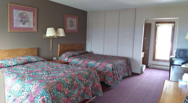 Relax Inn, Забронировать Отель Дикинсон Theodore Roosevelt National Park, рядом с Центр им. Теодора Рузвельта в университете Дикинсона