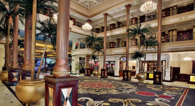 Gold Reef City Hotel, Забронировать Отель Йоханнесбург Гаутенг, рядом с Парк аттракционов Gold Reef City и казино