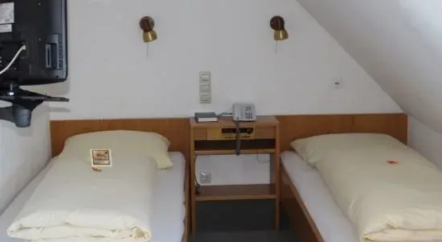 Landhotel zur Kanne, Prenota Hotel Neresheim Baden-Württemberg