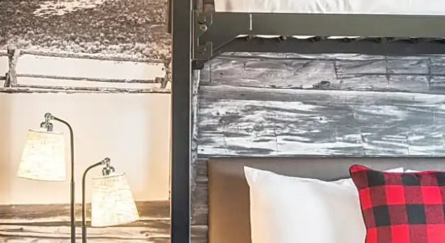Четырёхместный номер Deluxe Mountain Modern Jackson Hole
