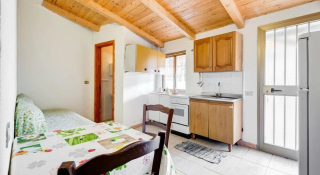 Apartment With one Bedroom in Pisciotta, With Furnished Terrace - 200 m From the Beach, Buchen Sie Ferienwohnung Apartments in Cilento, Ferienwohnung