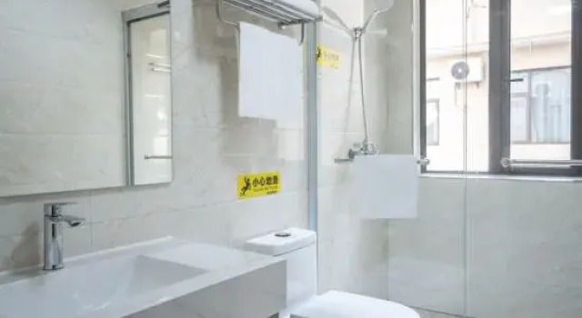 Люкс Homeinn Fairyland Hotel (Shaoxing Luxun Hometown Intime City)