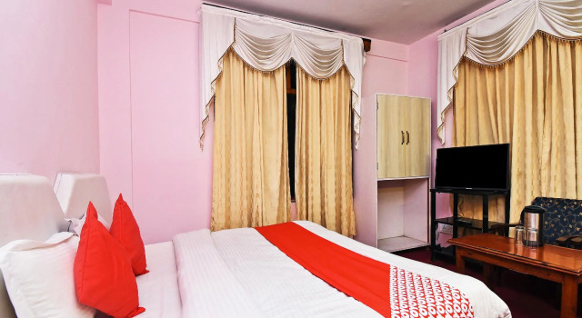 Люкс Standard OYO Flagship 25050 Hotel Sukhsagar