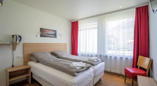 Двухместный номер Standard с балконом Hotel Eskifjörður