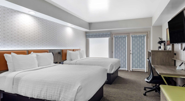 Четырёхместный номер Standard с балконом Best Western Plus Apple Valley Lodge Pigeon Forge