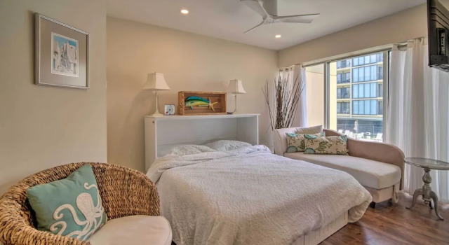 Family-friendly Brigantine Condo Near Beach!, Забронировать Апартаменты/квартира Бригантин Джерси-Шор