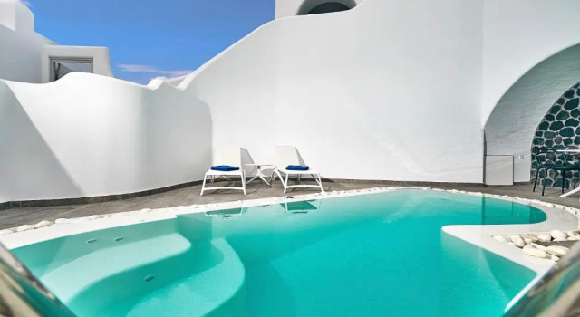 Полулюкс La Bellezza Eco Boutique Hotel