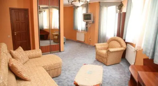 Liliana, Prenota Hotel Volosyanka 