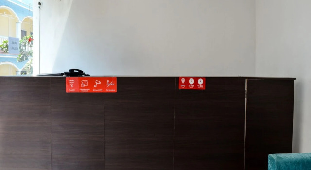 OYO 18325 Elvin De Mar, Rezerwuj Hotel Calangute North Goa