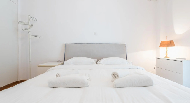 Fresh and Clean apt for 6 in Koukaki